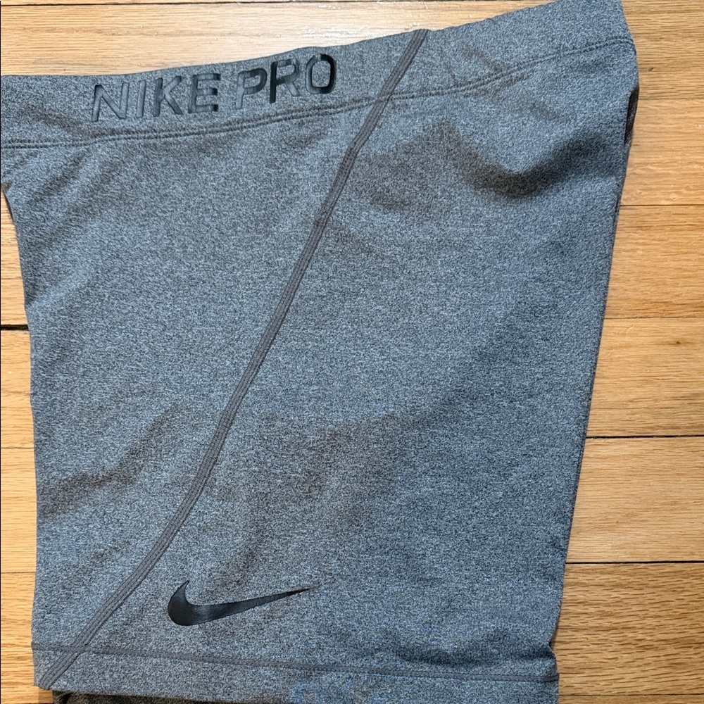 Women’s Nike Pro Heather Gray Shorts